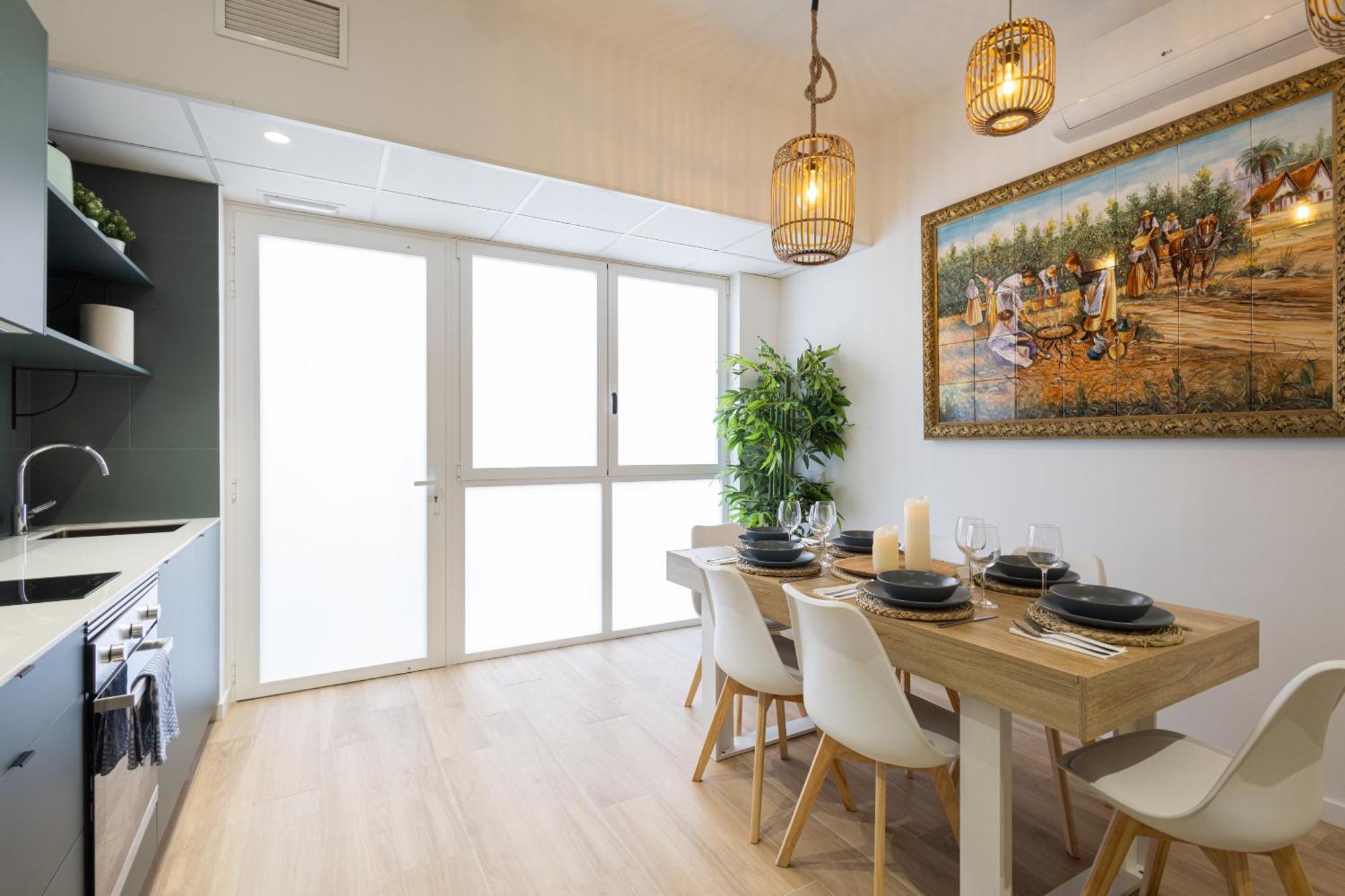 Florit Flats - The Giorgeta Apartment Валенсия Екстериор снимка