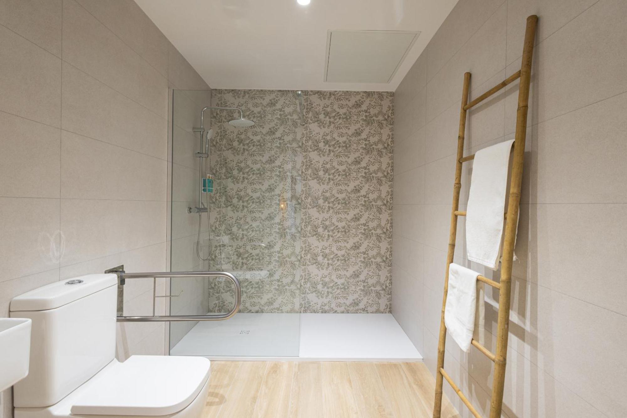 Florit Flats - The Giorgeta Apartment Валенсия Екстериор снимка
